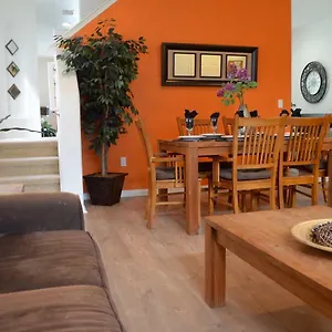 Villa Villa Davenport, Davenport